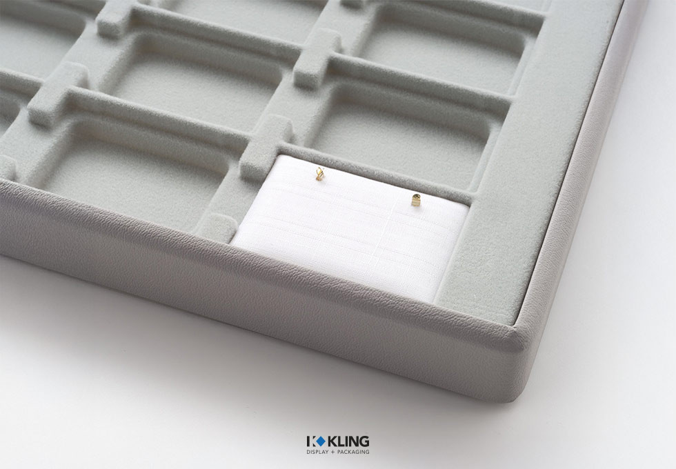 Eingeschlagene Aufmachungskarte 302C2Q für Creolen Eingeschlagene Aufmachungskarte 302C2Q für Creolen