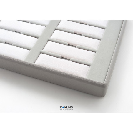 Eingeschlagene Aufmachungskarte 311 für Nadeln