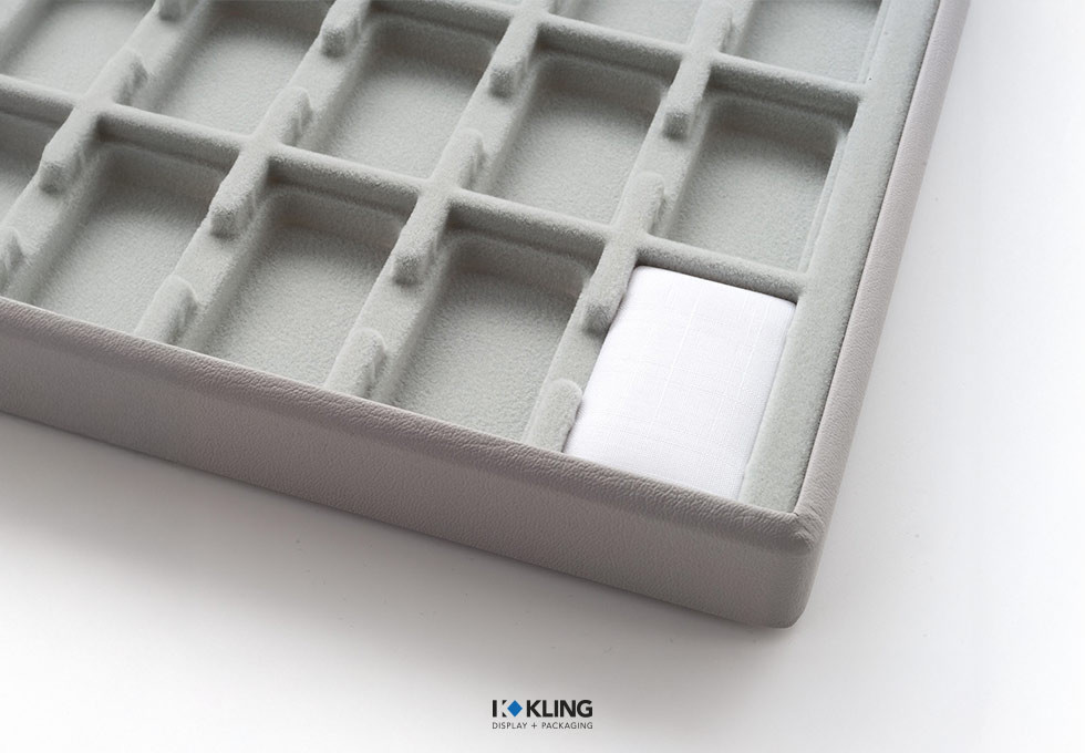 Eingeschlagene Aufmachungskarte 331 für Anhänger Eingeschlagene Aufmachungskarte 331 für Anhänger