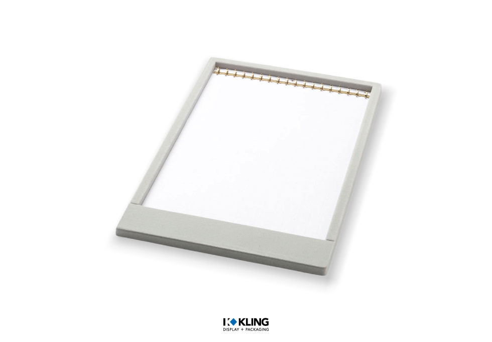 Tiefgezogener Einsatz 3079G mit 18er Hakenleiste in goldfarben Tiefgezogener Einsatz 3079G mit 18er Hakenleiste in goldfarben