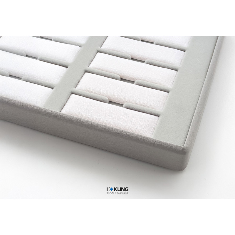 Eingeschlagene Aufmachungskarte 311 für Nadeln