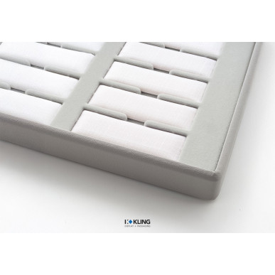 Eingeschlagene Aufmachungskarte 311 für Nadeln