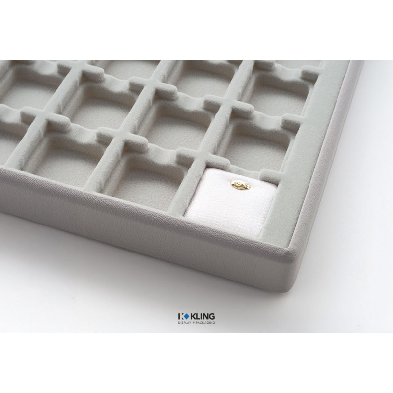 Eingeschlagene Aufmachungskarte 328HA für Anhänger mit gold- oder silberfarbenem Haken 751