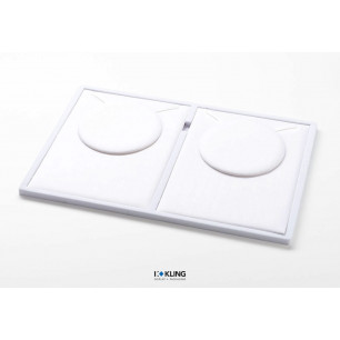 Eingeschlagene Aufmachungskarte 381TA/5 mit rundem Tambour und Gummi-Spanner