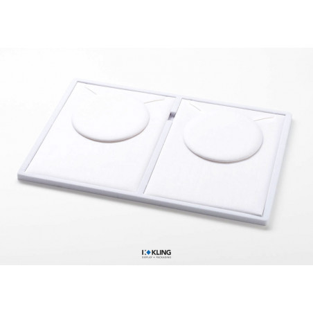 Eingeschlagene Aufmachungskarte 381TA/5 mit rundem Tambour und Gummi-Spanner